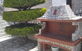 Villa Dina